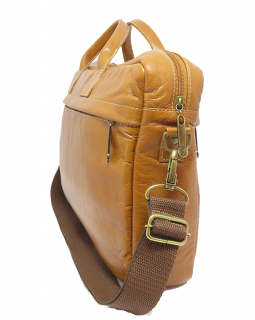 Pasta de Mão de Couro